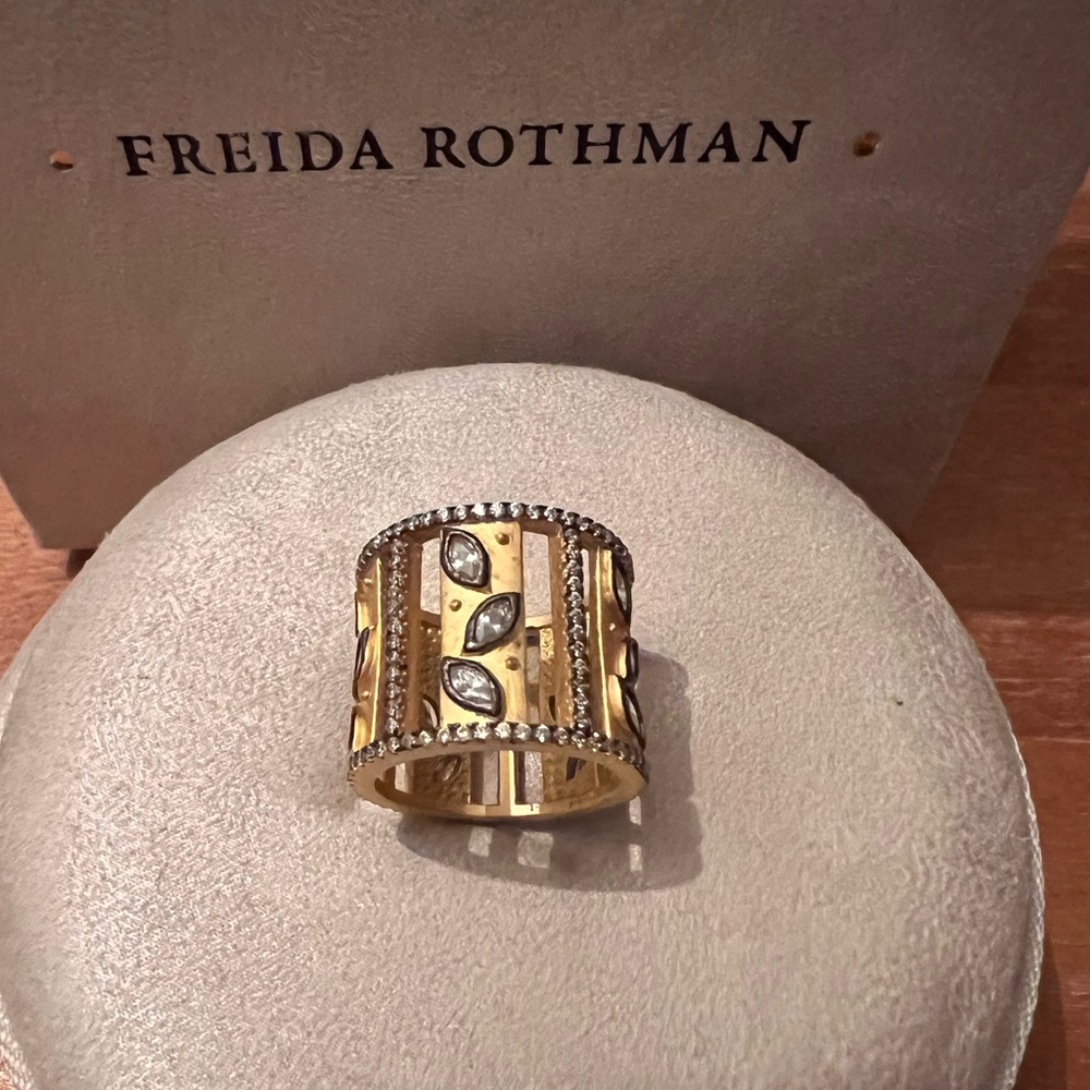 Freida Rothman gold over sterling silver Statement Ring - Picture 3 of 6